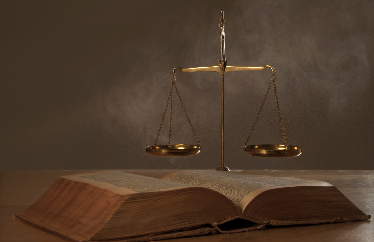 «تا مردم نگویند محمد صلی الله علیه وسلم یارانش را می‌کشد»